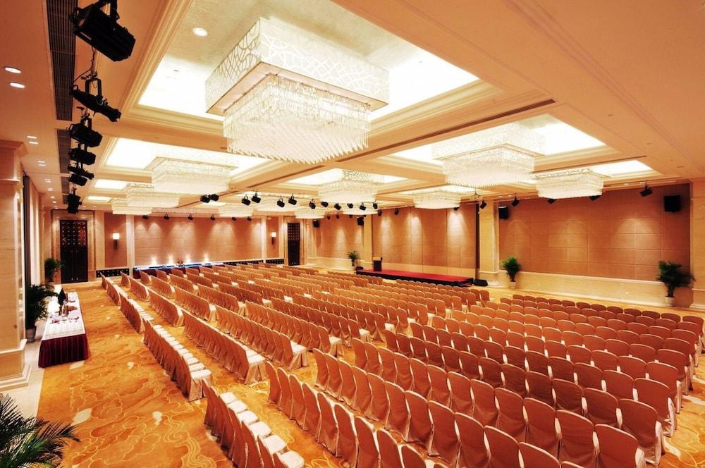 Jianguo Hotel Xi'An Сиань Экстерьер фото