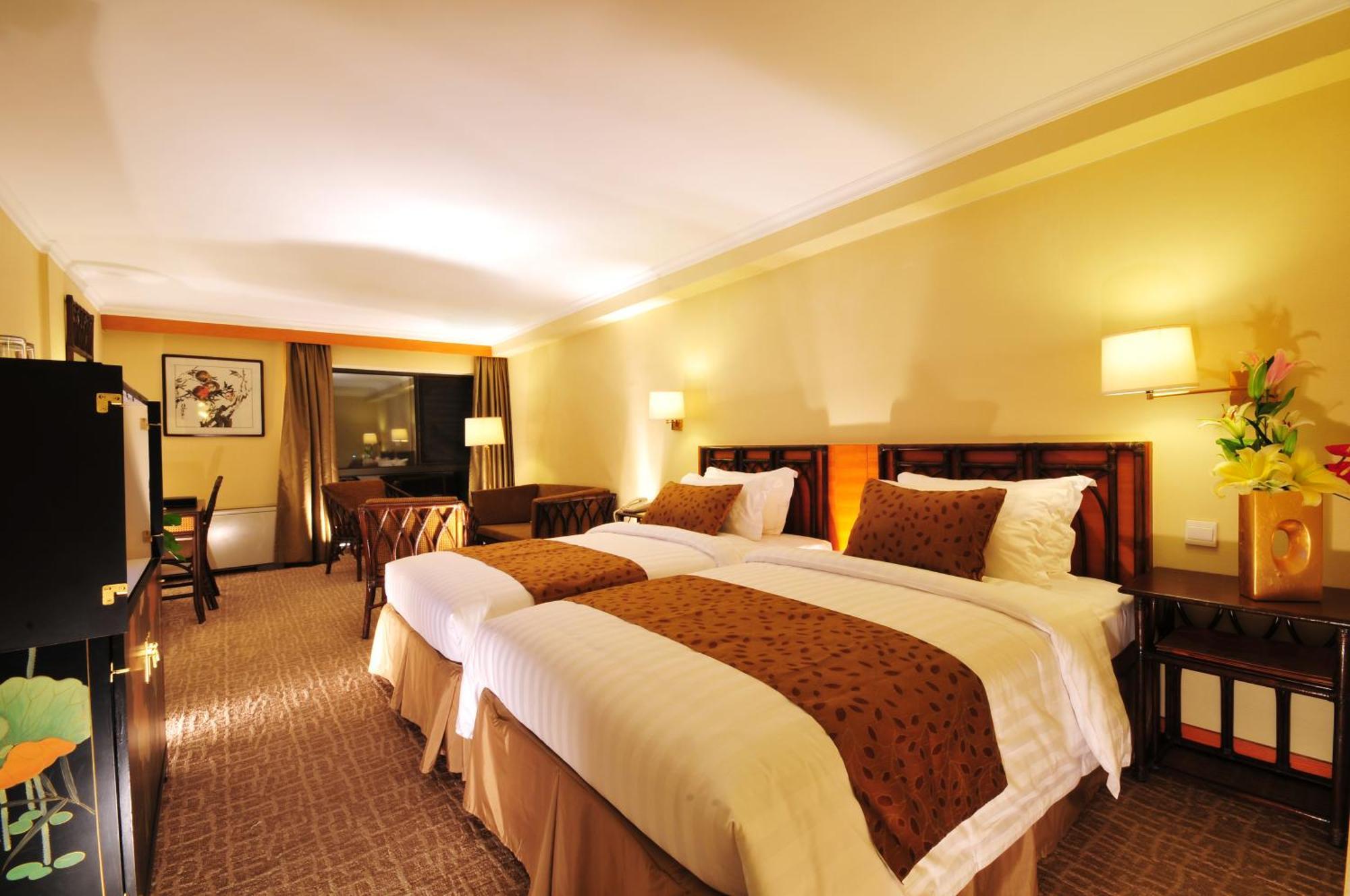 Jianguo Hotel Xi'An Сиань Экстерьер фото