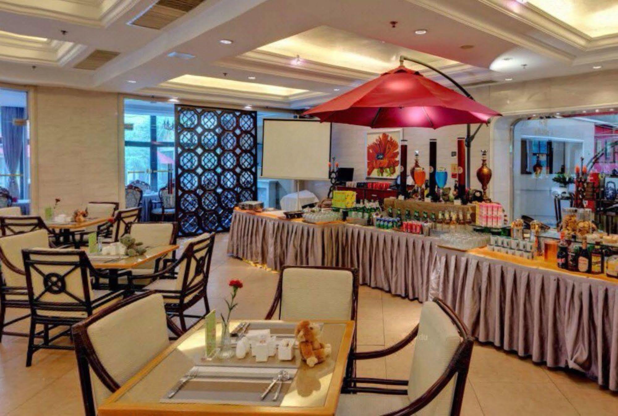 Jianguo Hotel Xi'An Сиань Экстерьер фото